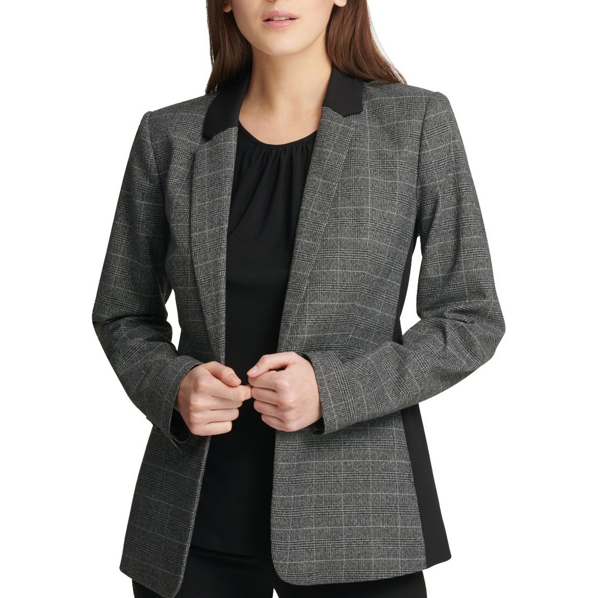 one button black blazer